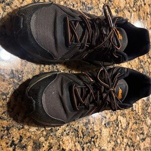 Avia Men's Black and Orange Athletic Shoes